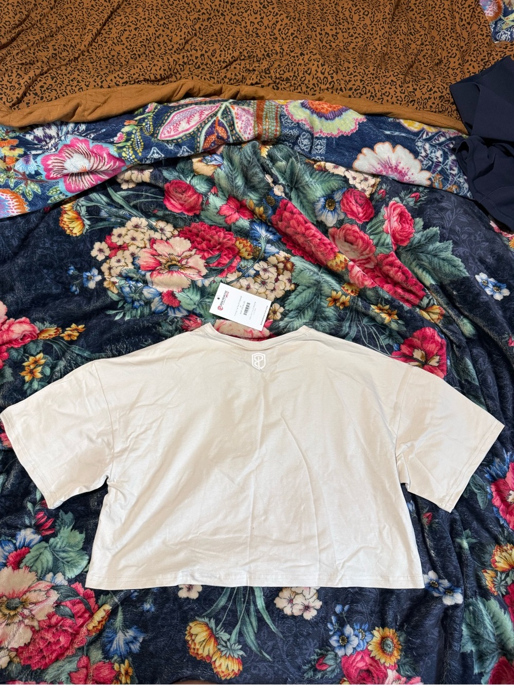Born Primitive Oatmeal Training Crop Tee - Cream - Picture 3 of 3